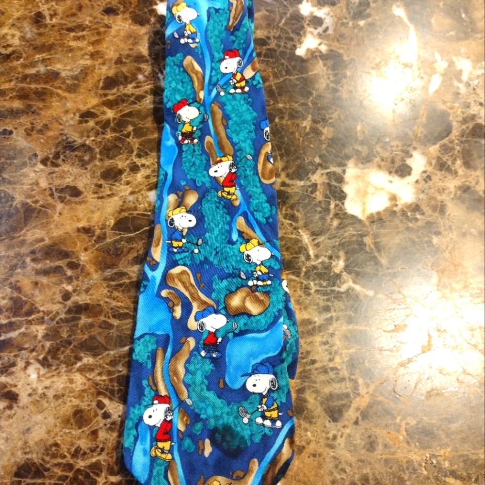 Snoopy Keep It On The Green Golf Silk Tie